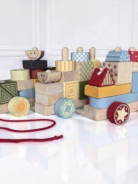 Vintage Wooden Rolling Train Block Building Set 3 Cars Plus 36 Wood Pieces